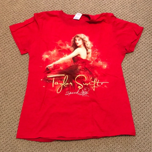 Tops - Taylor Swift speak now concert Tee